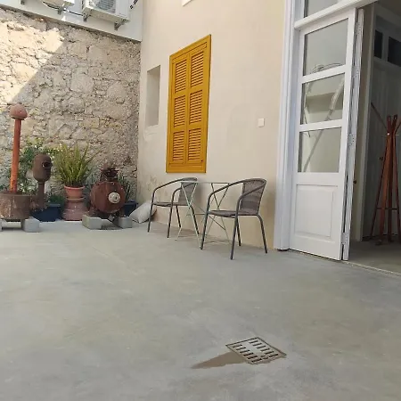 St. Lazaros 2 Apartment *