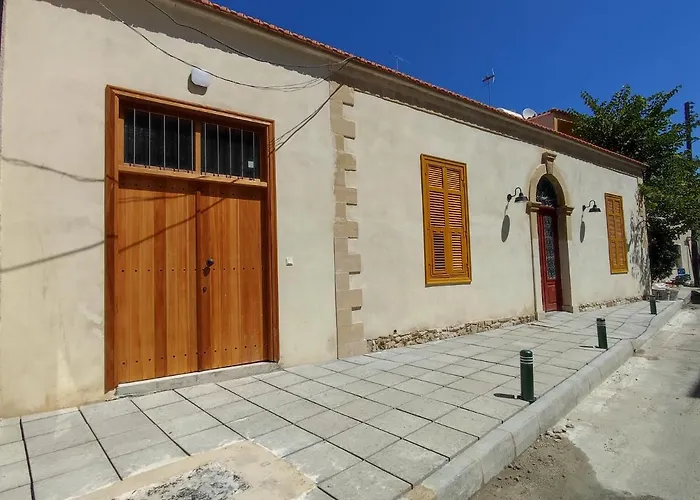 St. Lazaros 2 Апартаменты *