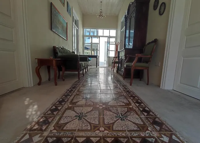 St. Lazaros 2 דירה *