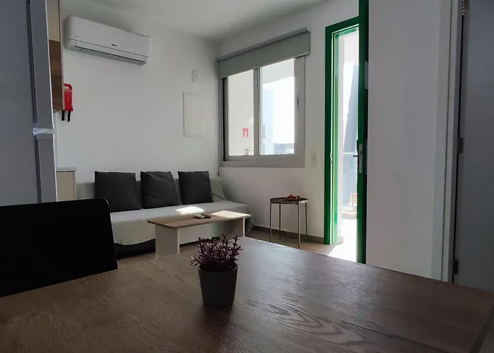 St. Lazaros 2 * לרנקה